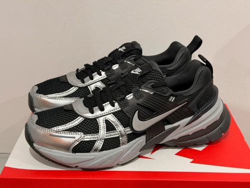 Nike v2k run black and - black, silver