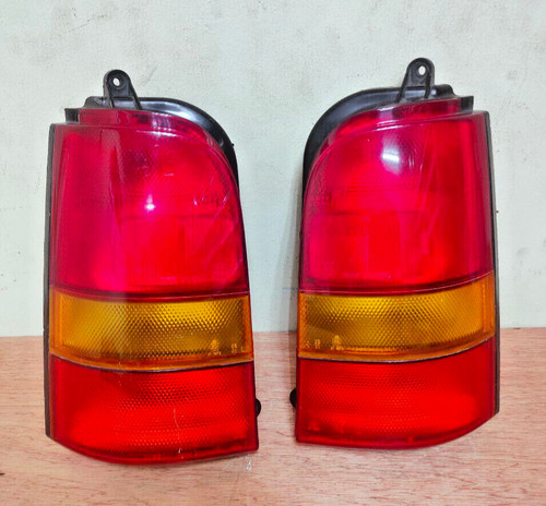 Faro posteriore nissan sunny - posteriore,