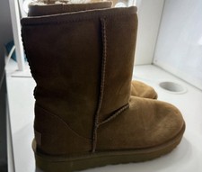 ugg medi 38 marroni