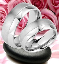 2 sehr klassische Trauringe