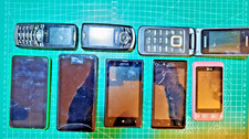 Lotto di 8 cellulari senza