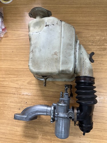 Scatola carburatore - scatola,