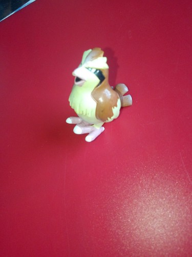Tomy pokemon pidgey figure - pokemon,
