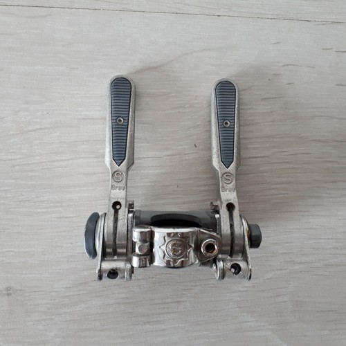 Leviers manettes de vitesse - &,