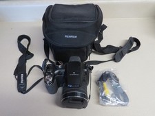 Fujifilm FinePix S4500 14MP