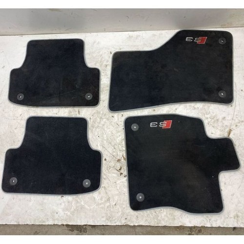 Kit tappetini audi 8v - a3,