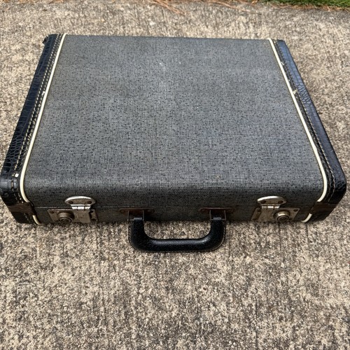 Valigetta strumenti musicali