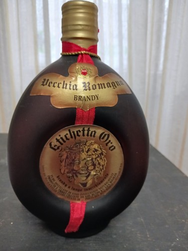 Vecchia romagna etichetta oro - vecchia,