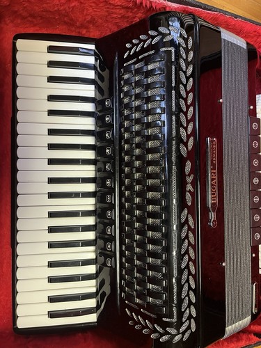Bugari armando piano accordion - bugari,