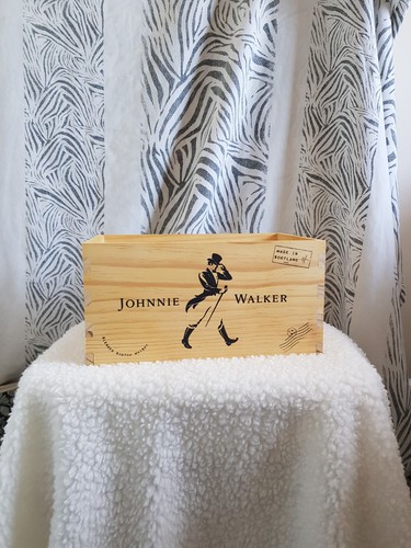 Johnnie walker scotch - johnnie,
