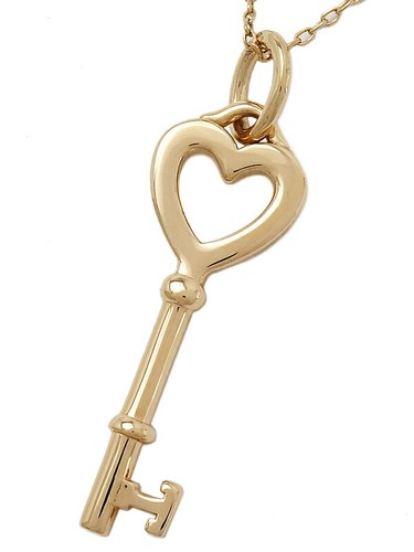 Collana con ciondolo chiave
