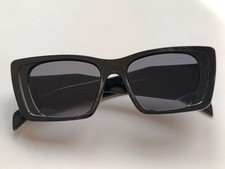 Occhiali Da Sole Prada