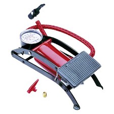 POMPA A PEDALE CON MANOMETRO 1