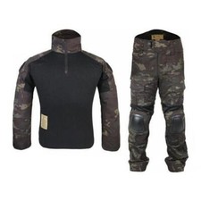 Uniforme mimetica combat