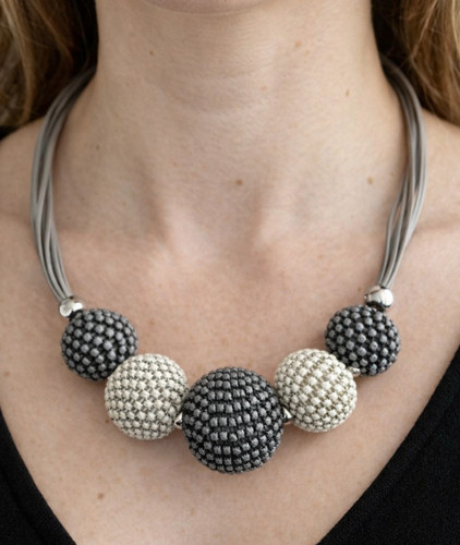 Collana collier con - , sfere