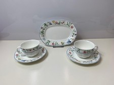 Tazzine da caffè e vassoio da