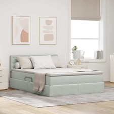 Letto con contenitore e LED