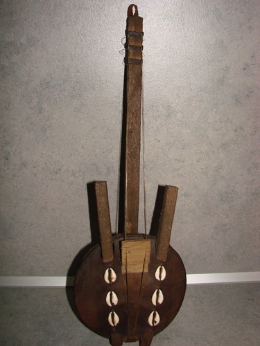 Chitarra vintage africana - chitarra,