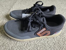 New with tags Adidas 5.10