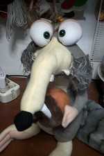 raro pupazzo dell era glaciale SCRAT  h.cm 47 con lievi difetti  leggi...