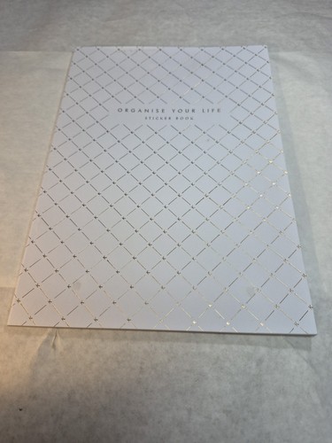 Kikki organizza la - kikki,