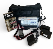 Pacchetto videocamera JVC