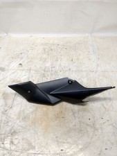 FIANCHETTO SOTTO SELLA SINISTRO PER SUZUKI GSR 750 DEL 2014 (e45395)