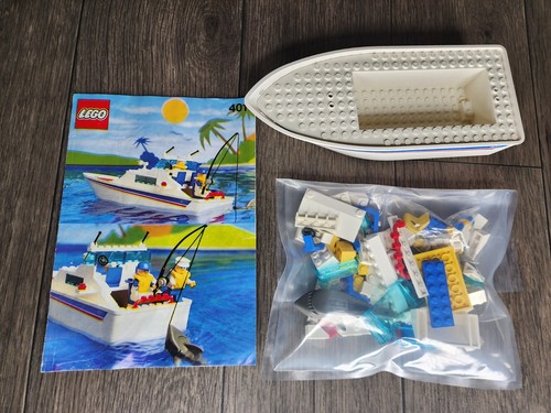 Lego boat 4011 cabin cruiser - lego,