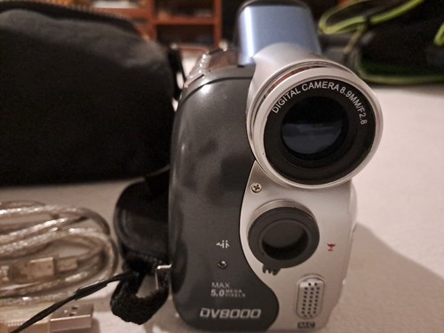 8000 digital video - dv, camera
