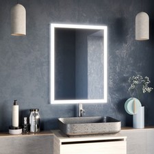 specchio retroilluminato a LED