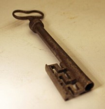 Chiave antica barocca baule