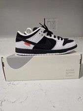 Nike SB Dunk Low TIGHTBOOTH