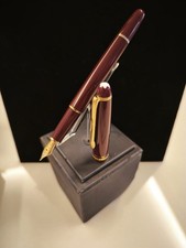 Montblanc 144 Burgundy Fountain Pen Old Style Gold Nib 14k Size F