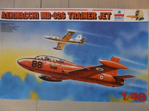Maquette avion esci - 1/48, ref