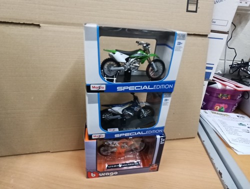 Modellino moto giocattolo