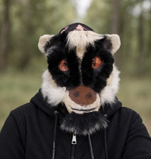 Maschera di tasso fatta a mano