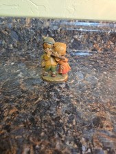 Statuina in legno vintage Anri