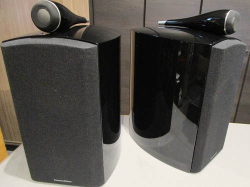 Bowers wilkins w - &,