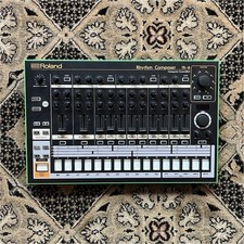 Roland TR-8 Rhythm Composer