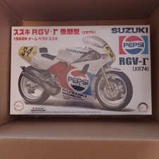 Fujimi 1/12 Suzuki RGV-Γ XR74