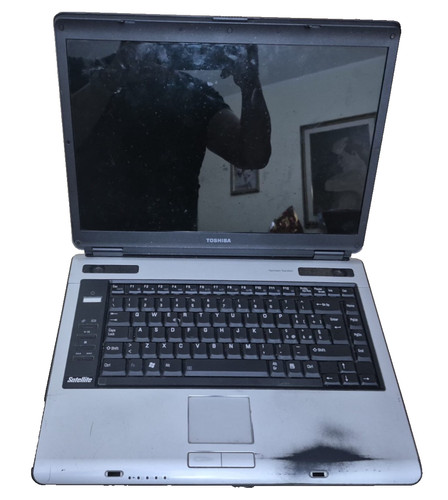 Notebook toshiba - 💻,