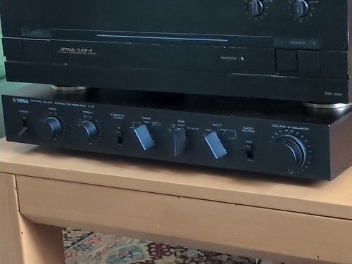 Yamaha pre amplifier - c2,