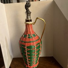 Vintage 70’s Scoubidou Wine