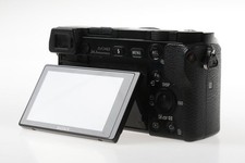 Sony Alpha 6000 con E PZ 16-50
