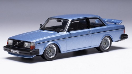 Ixo volvo 240 - 1/43,