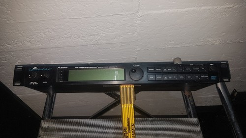 Alesis quadraverb usa - 2,