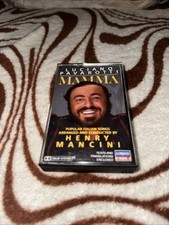 Mamma by Luciano Pavarotti