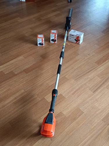 Tagliasiepi telescopico - tagliasiepi, a