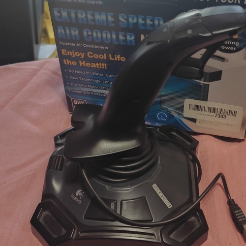 Logitech attack joystick usb - joystick,