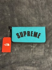 Supreme The North Face TNF Arc